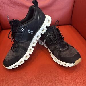 On Cloud Athletic Running Men's Black, Gray, & White Shoes Size US M 8.5. EU 42